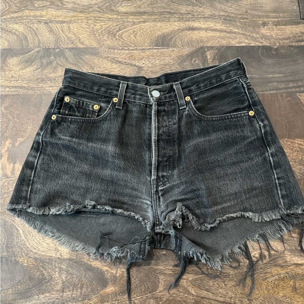 Black Vintage Levi’s shorts